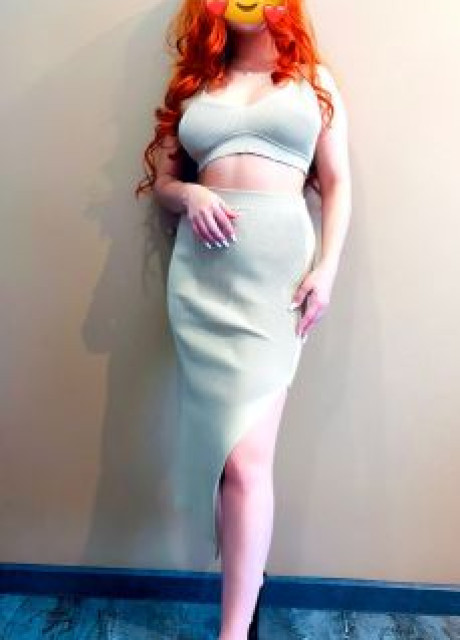 Завораживающая новосибирская эскортница  Вероничка  реально круто сосёт